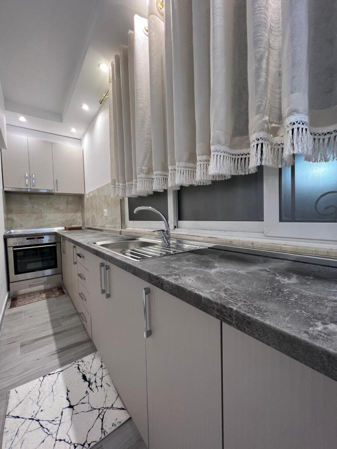 Apartment Tirana On Myslym Shyri Экстерьер фото
